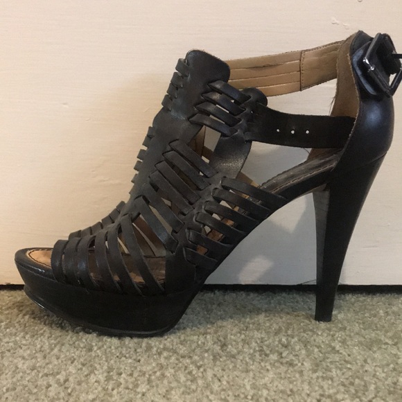 Marc Fisher heels/sandals - Picture 2 of 6